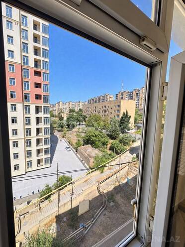 Продаётся 2-комн. вторичка 70 м², м. Ази Асланов, photo 10 from 11