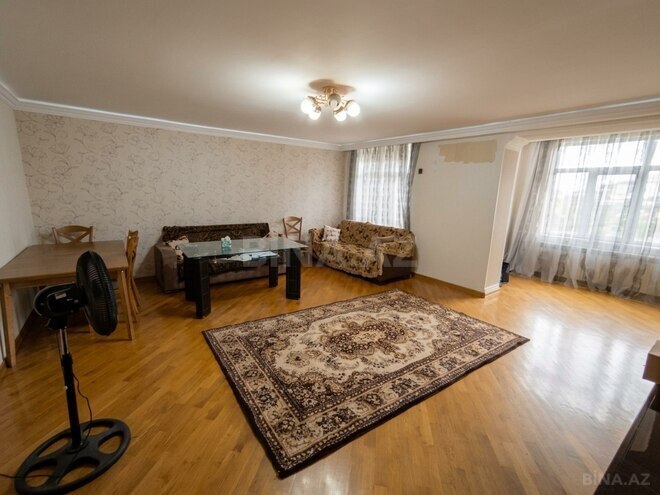 Satılır 3 otaqlı köhnə tikili 80 m², Elmlər Akademiyası m., photo 1 from 18