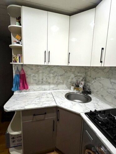Satılır 2 otaqlı köhnə tikili 50 m², Xalqlar Dostluğu m., photo 11 from 14
