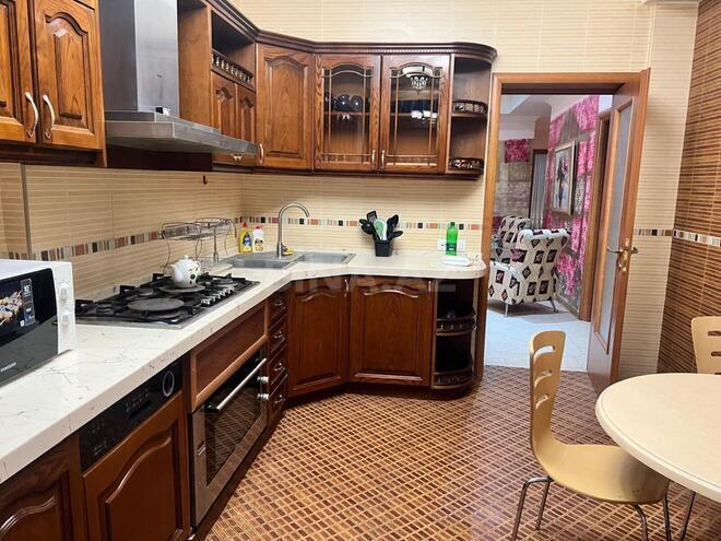 İcarəyə verilir 4 otaqlı yeni tikili 184 m², İçəri Şəhər m., photo 15 from 23