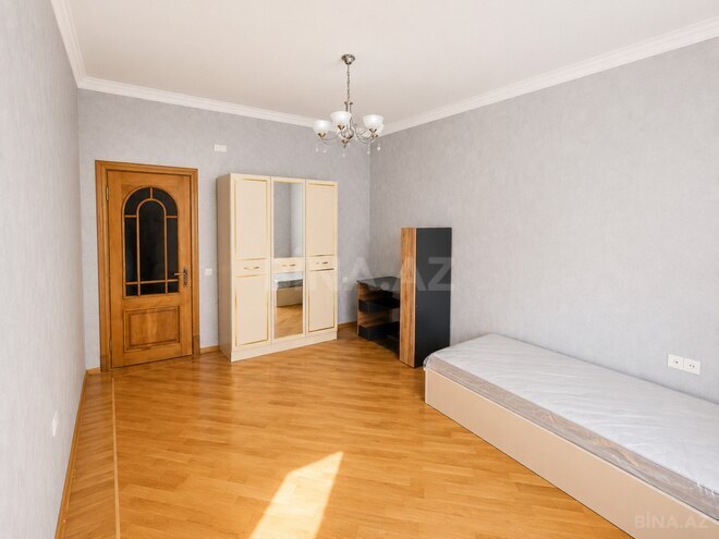 Продаётся 3-комн. новостройка 132 м², м. 8 ноября, photo 23 from 30