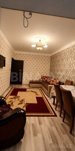 Продаётся 2-комн. вторичка 65 м², Хатаинский р., photo 3 from 11
