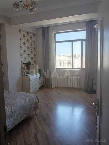 Продаётся 2-комн. новостройка 70 м², м. Иншаатчылар, photo 1 from 8