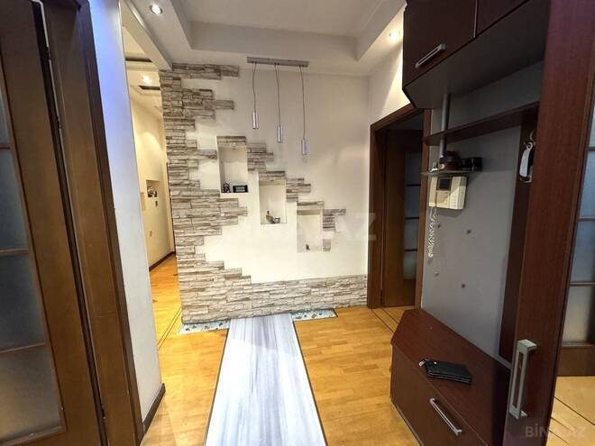 Satılır 4 otaqlı köhnə tikili 120 m², Sahil m., photo 13 from 16