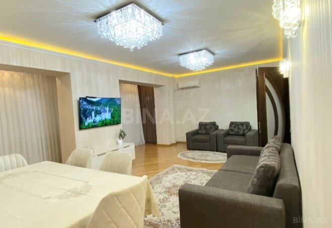 Продаётся 3-комн. новостройка 110 м², м. Элмляр Академиясы, photo 1 from 19