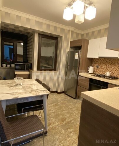 Продаётся 3-комн. новостройка 110 м², м. Элмляр Академиясы, photo 11 from 19