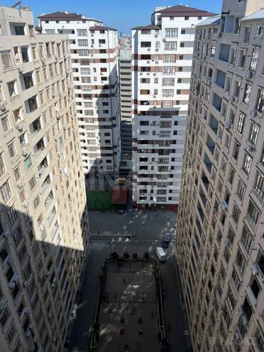 Продаётся 3-комн. новостройка 130 м², м. Иншаатчылар, photo 9 from 12