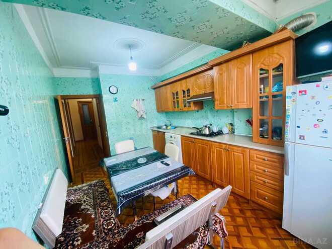 Продаётся 3-комн. вторичка 80 м², м. Гянджлик, photo 8 from 12