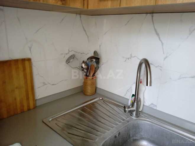 Продаётся 3-комн. вторичка 70 м², м. Низами, photo 12 from 21