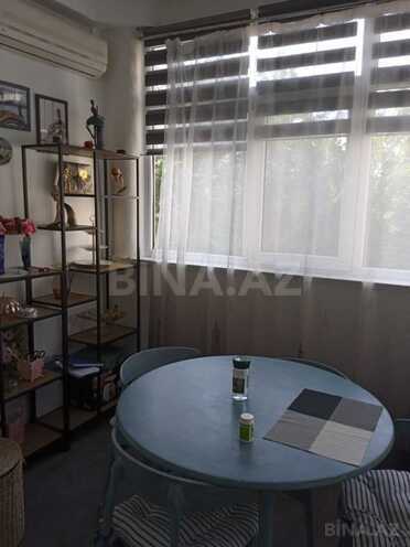 Продаётся 3-комн. вторичка 70 м², м. Низами, photo 7 from 21