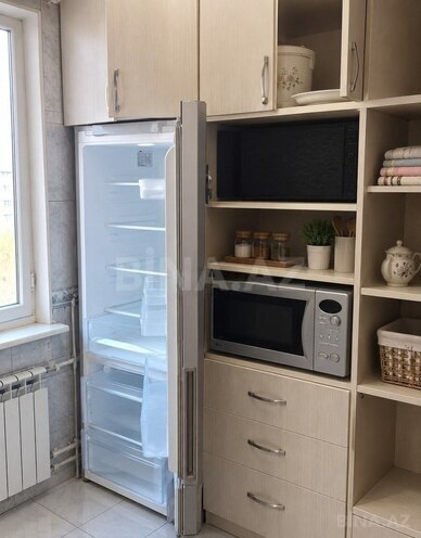 İcarəyə verilir 3 otaqlı köhnə tikili 65 m², Nizami m., photo 6 from 9