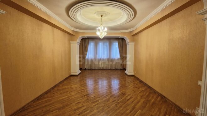 Продаётся 3-комн. новостройка 129 м², м. 8 ноября, photo 1 from 11
