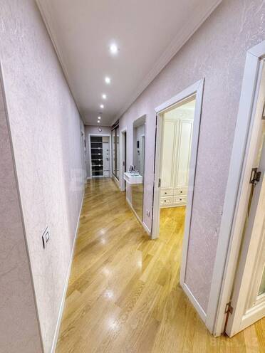 Продаётся 4-комн. вторичка 170 м², м. Нариман Нариманов, photo 8 from 16
