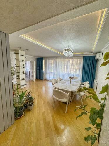Продаётся 4-комн. вторичка 170 м², м. Нариман Нариманов, photo 5 from 16