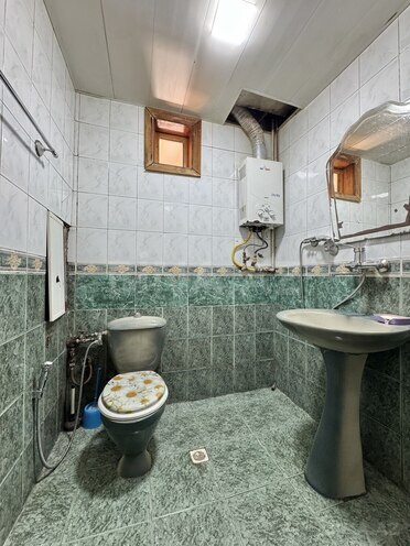 Продаётся 2-комн. вторичка 45 м², м. Нариман Нариманов, photo 9 from 12