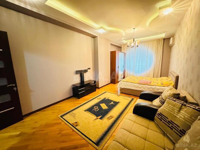 Сдаётся 3-комн. новостройка 195 м², м. Шах Исмаил Хатаи, photo 12 from 17