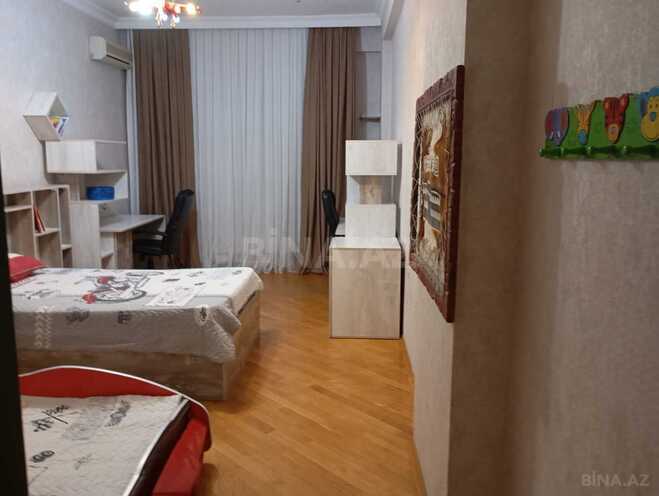 Сдаётся 3-комн. новостройка 140 м², м. 28 мая, photo 11 from 24