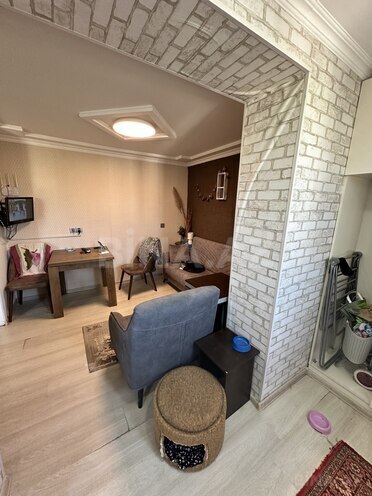 Продаётся 2-комн. вторичка 40 м², м. Кара Караев, photo 15 from 17