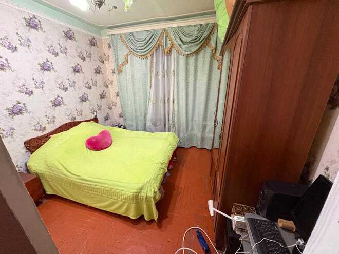 Satılır 2 otaqlı köhnə tikili 45 m², Xalqlar Dostluğu m., photo 3 from 8