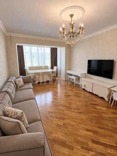 Продаётся 3-комн. вторичка 80 м², Низаминский  р., photo 1 from 17