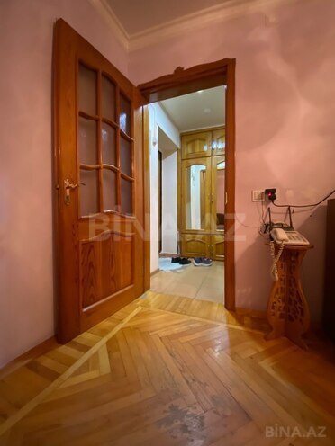 Продаётся 2-комн. вторичка 40 м², м. Элмляр Академиясы, photo 5 from 11