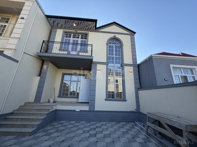 Satılır 4 otaqlı həyət evi/bağ evi 160 m², Saray q., photo 1 from 12