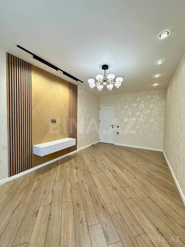 Продаётся 3-комн. вторичка 65 м², м. Ахмедлы, photo 1 from 17