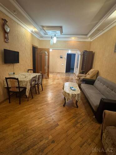 Сдаётся 2-комн. новостройка 60 м², м. Кара Караев, photo 1 from 12