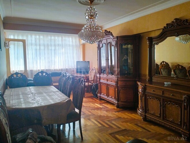 Сдаётся 2-комн. вторичка 60 м², м. Иншаатчылар, photo 3 from 14