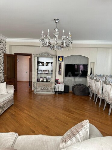 Продаётся 4-комн. новостройка 212 м², м. Элмляр Академиясы, photo 1 from 18