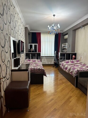 Продаётся 4-комн. новостройка 212 м², м. Элмляр Академиясы, photo 9 from 18