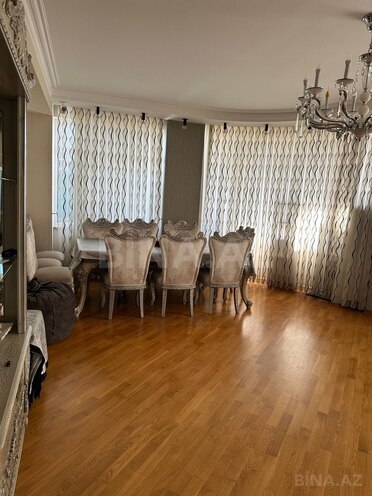 Продаётся 4-комн. новостройка 212 м², м. Элмляр Академиясы, photo 4 from 18