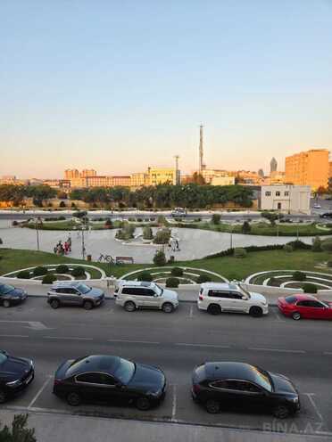 Satılır 3 otaqlı köhnə tikili 50 m², Gənclik m., photo 5 from 13