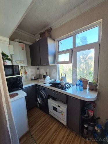 Satılır 2 otaqlı köhnə tikili 50 m², İnşaatçılar m., photo 8 from 10