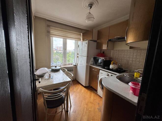 Satılır 3 otaqlı köhnə tikili 70 m², Yasamal r., photo 10 from 16