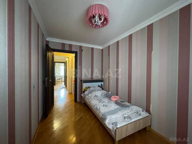 Satılır 3 otaqlı köhnə tikili 70 m², Yasamal r., photo 9 from 16