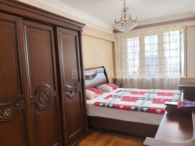 İcarəyə verilir 2 otaqlı köhnə tikili 60 m², Elmlər Akademiyası m., photo 1 from 9