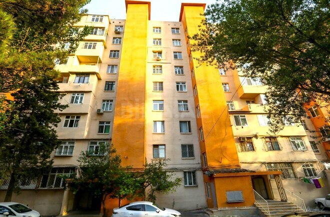 Satılır 3 otaqlı köhnə tikili 55 m², Əhmədli m., photo 1 from 25
