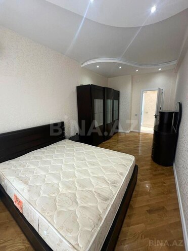 İcarəyə verilir 5 otaqlı yeni tikili 250 m², 28 May m., photo 6 from 24