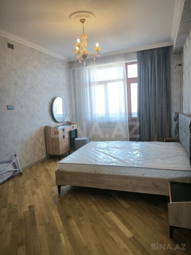Сдаётся 3-комн. новостройка 150 м², м. Нариман Нариманов, photo 6 from 24