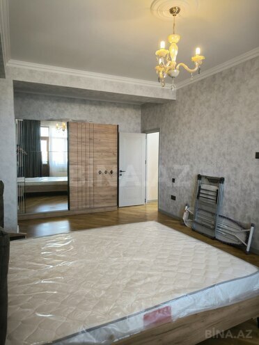 Сдаётся 3-комн. новостройка 150 м², м. Нариман Нариманов, photo 12 from 24