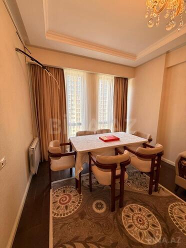 Сдаётся 3-комн. новостройка 80 м², Ясамальский р., photo 1 from 13