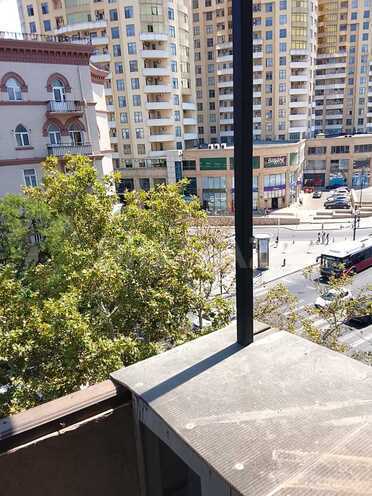 Сдаётся 3-комн. вторичка 70 м², м. Низами, photo 6 from 12
