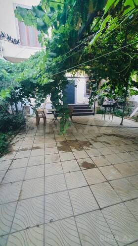 Сдается 7-комн. дом/дача 220 м², photo 1 from 14
