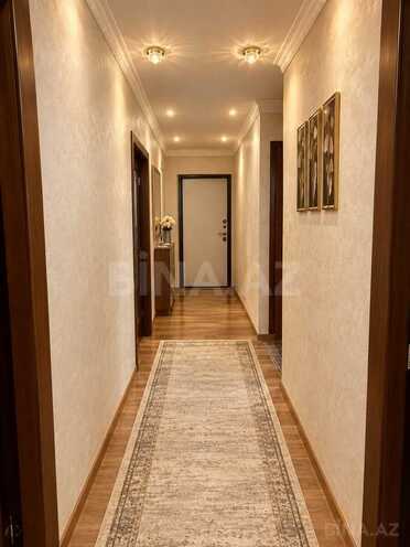 Продаётся 3-комн. вторичка 70 м², м. Кара Караев, photo 5 from 18