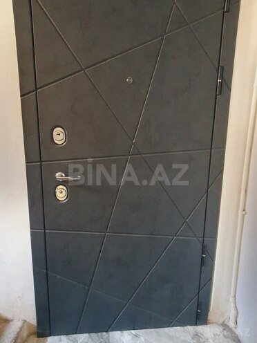 Продаётся 3-комн. вторичка 70 м², м. Кара Караев, photo 14 from 18