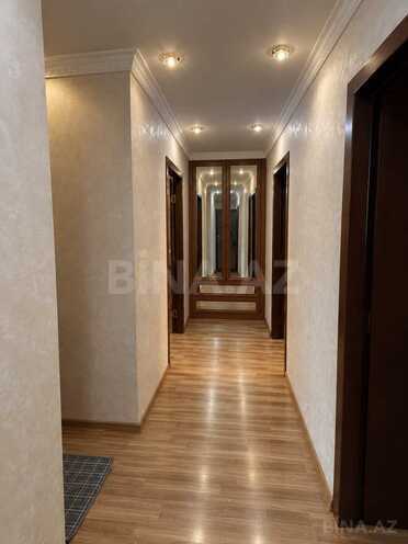 Продаётся 3-комн. вторичка 70 м², м. Кара Караев, photo 6 from 18
