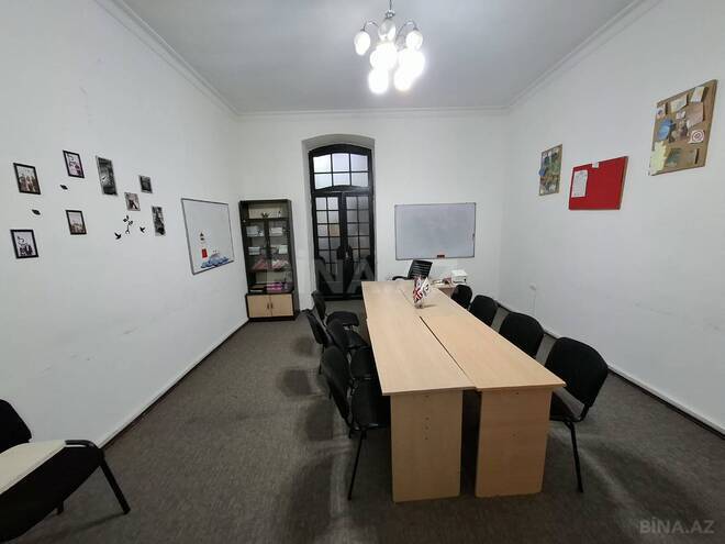 Satılır 5 otaqlı köhnə tikili 190 m², 28 May m., photo 9 from 24