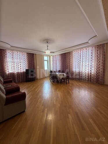 Satılır 3 otaqlı yeni tikili 135 m², İnşaatçılar m., photo 1 from 12