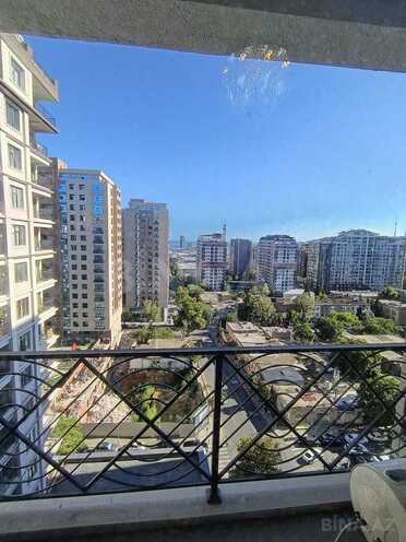 İcarəyə verilir 4 otaqlı yeni tikili 155 m², 28 May m., photo 1 from 31